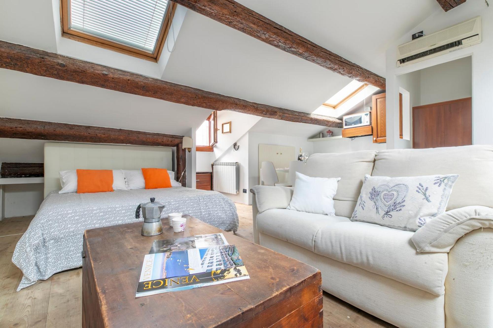 Nice Lovely Attic For 4 Person With Wifi - A/C Venice Exterior photo