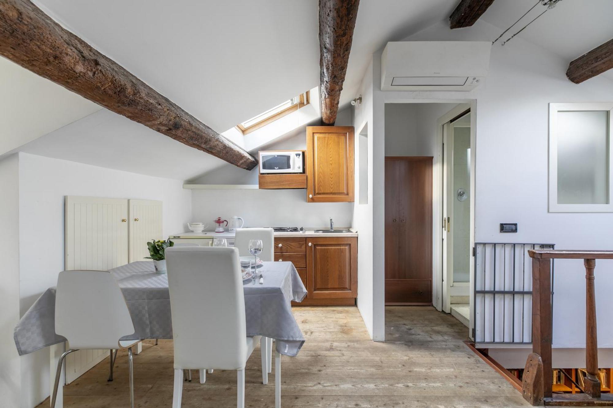 Nice Lovely Attic For 4 Person With Wifi - A/C Venice Exterior photo