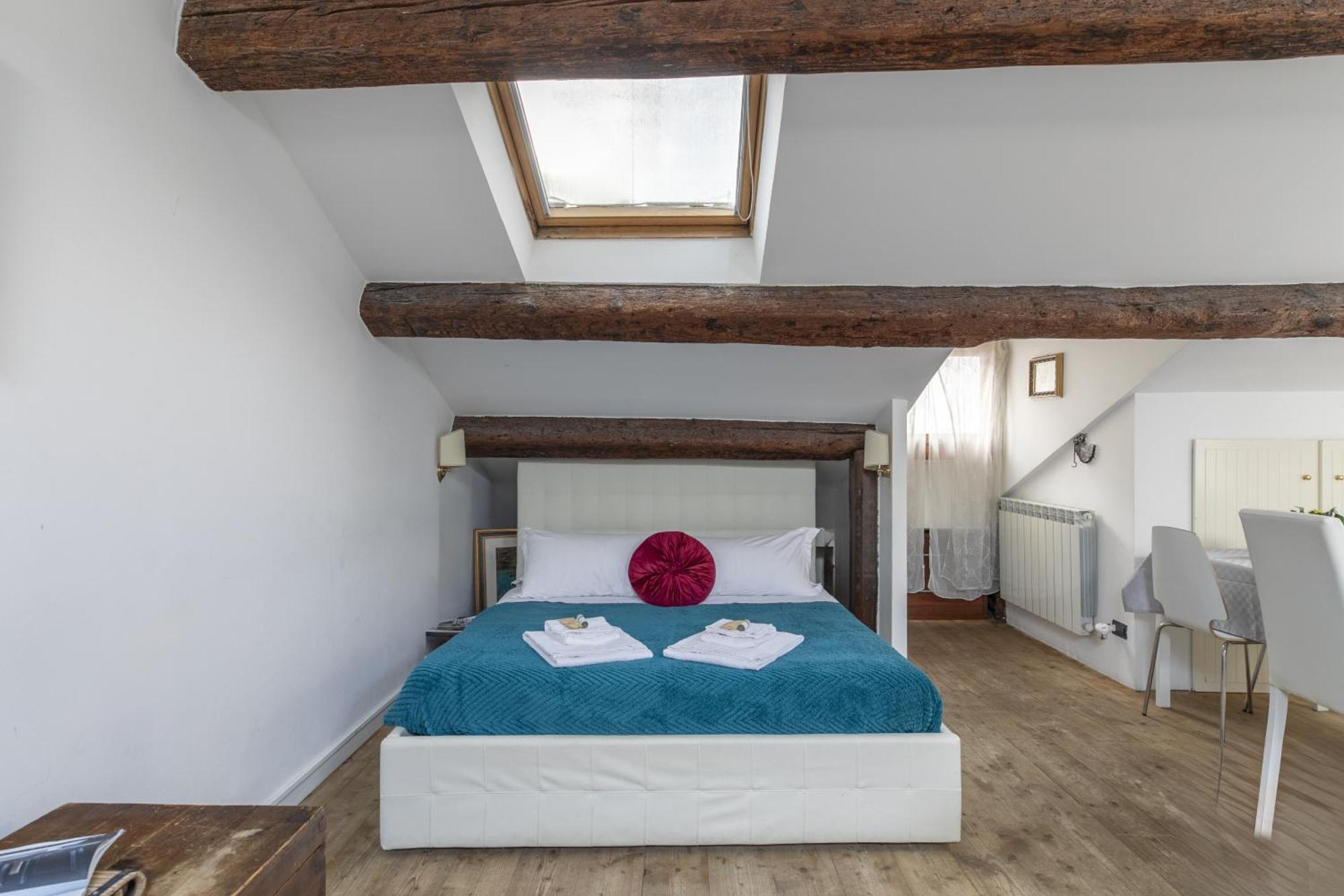 Nice Lovely Attic For 4 Person With Wifi - A/C Venice Exterior photo