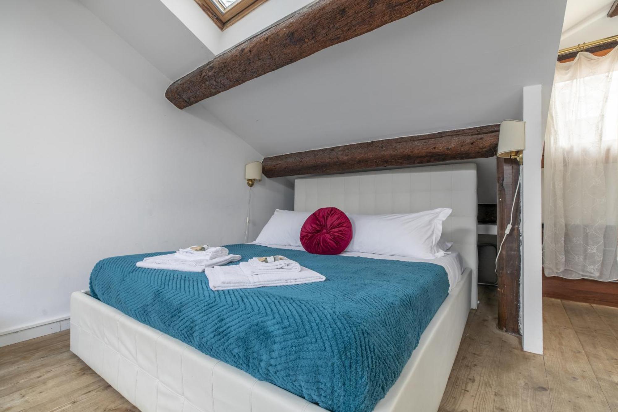 Nice Lovely Attic For 4 Person With Wifi - A/C Venice Exterior photo